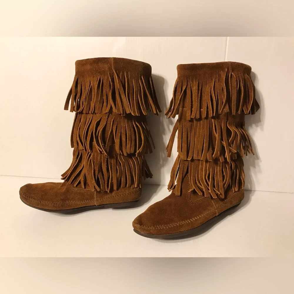Moccasin brown suede layer tiered fringe boots women fits size 9 - Picture 2 of 11